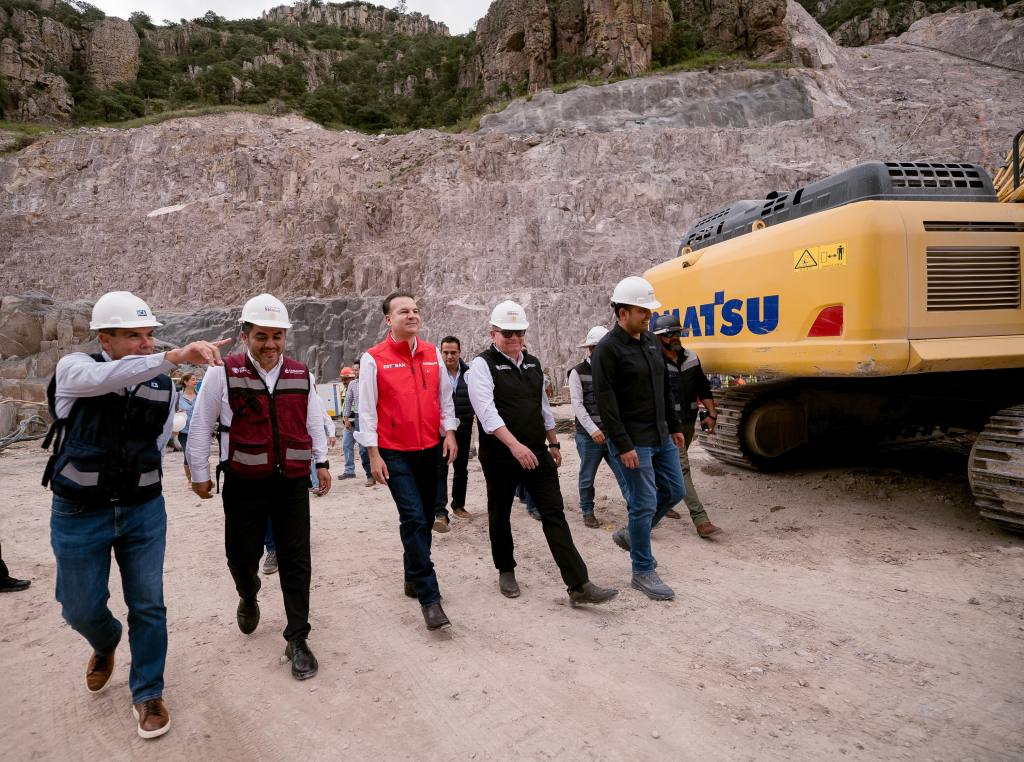 Presa Tunal II dará agua para vivienda, industria y campo durante los próximos 50 años; supervisa Esteban Villegas avances junto a Efraín&nbsp;Morales