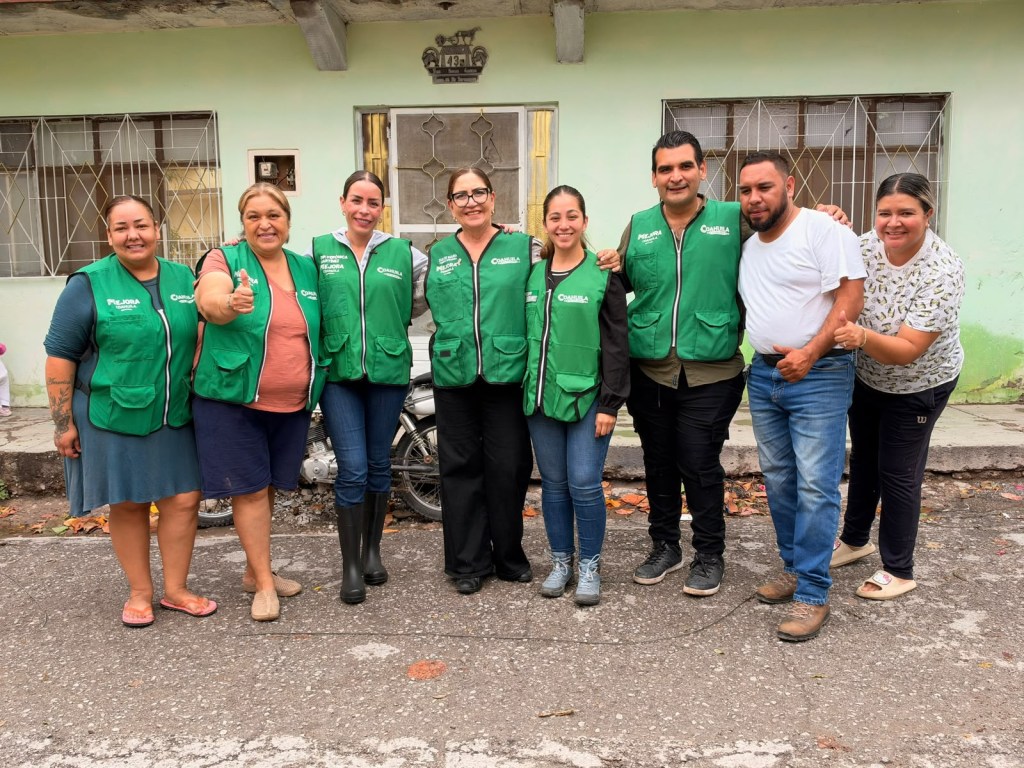 Verónica Martínez recorre colonias del Distrito 9 ante temporada de&nbsp;lluvias