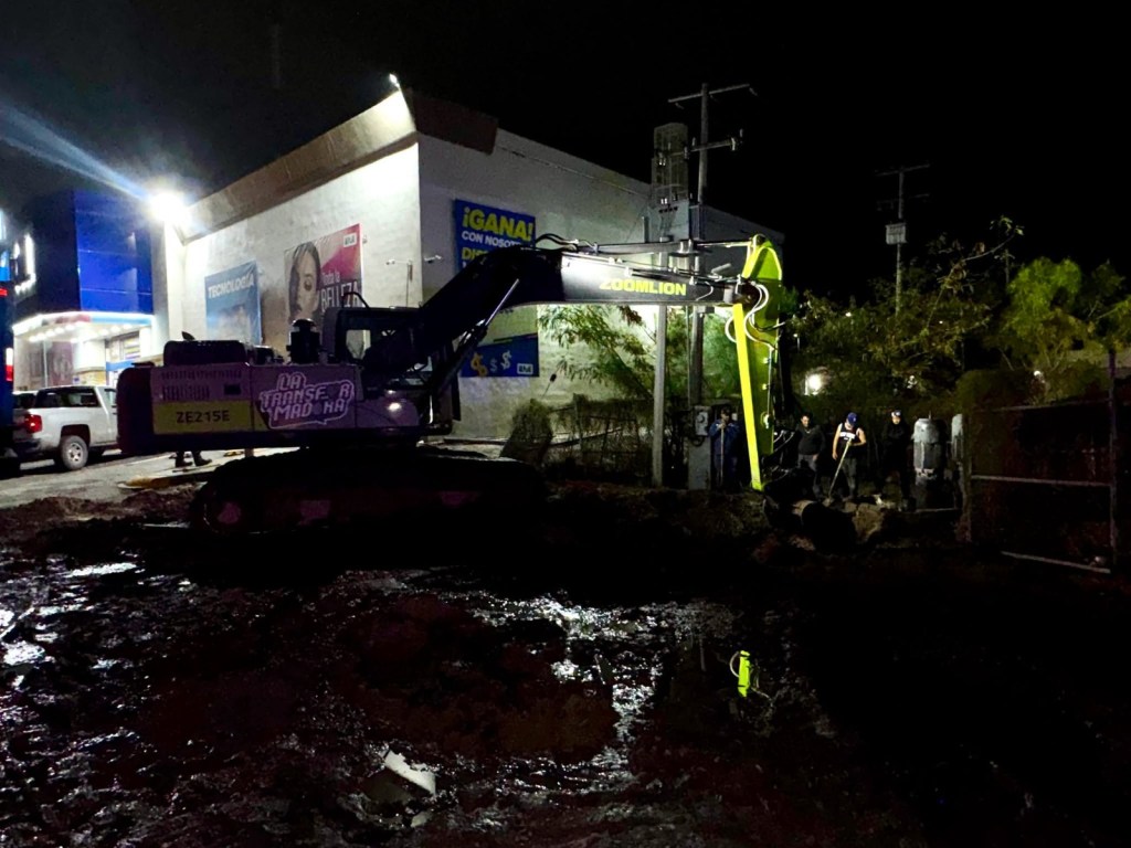 Atiende SIDEAPA de inmediato socavón en acceso al Cárcamo El&nbsp;Refugio