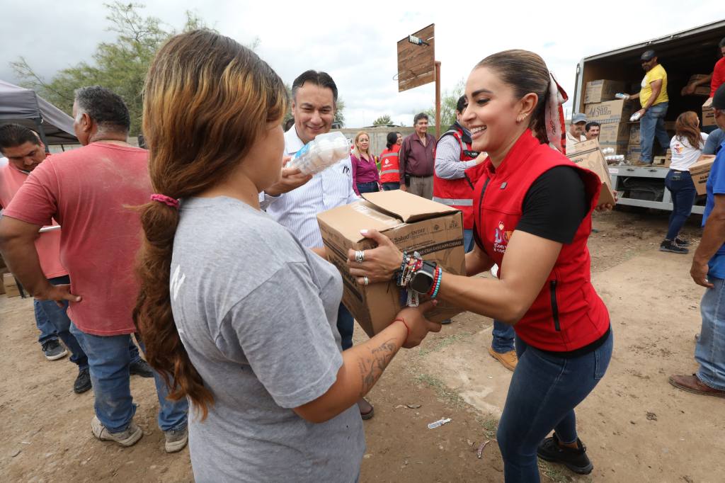 Gobernador entrega material de construcción para ejidos de La Laguna que fueron afectados por las recientes lluvias